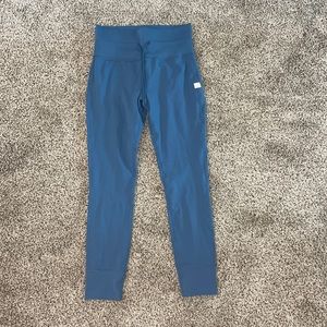 Woman’s Size Medium Blue Vuori Joggers